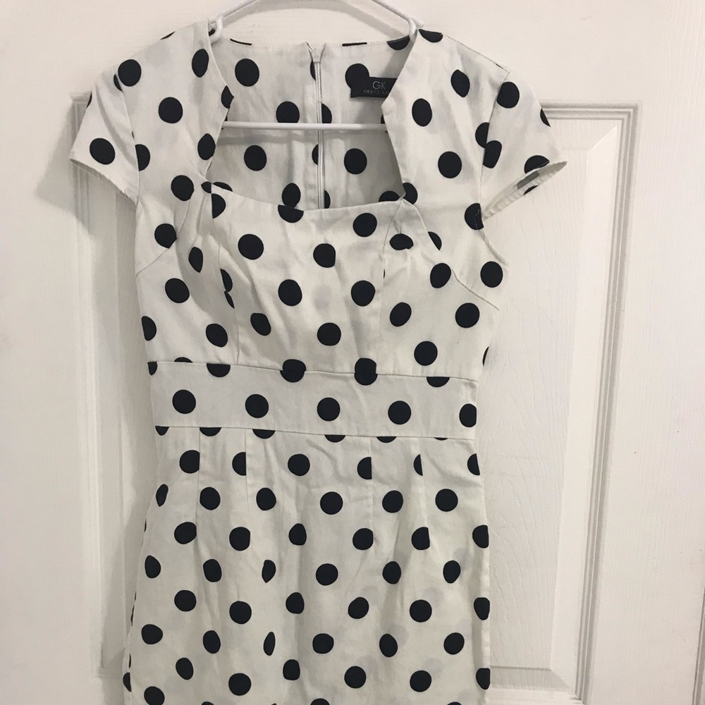 Sexy and elegant black and white dress